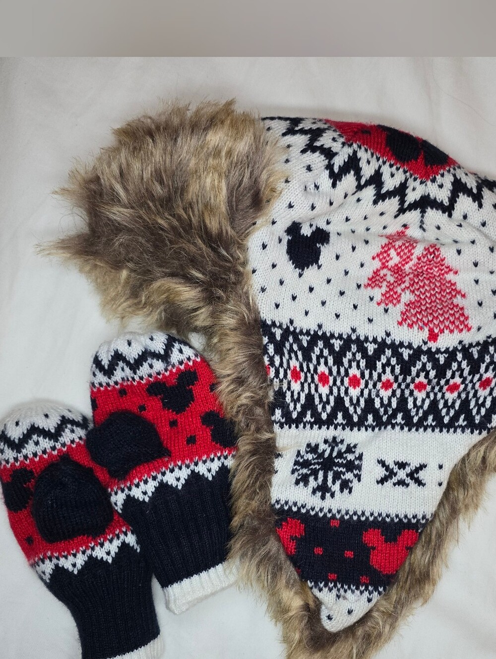 babyGap | Disney Mickey Mouse Trapper Hat & Gloves. Soft Knit Winter Hat.